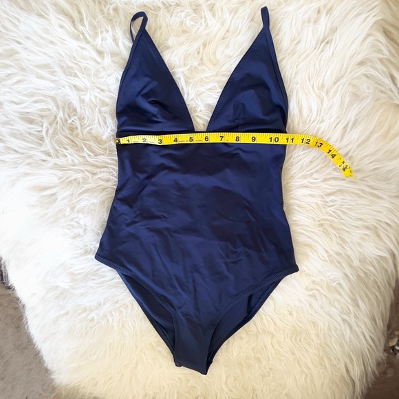 Scanlan Theodore Triangle One Piece in Navy - Picture 12 of 16